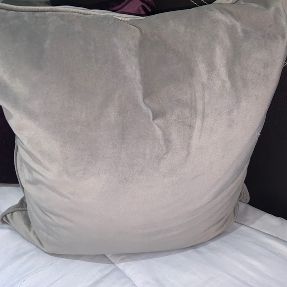 Decorating Pillows - Picture 2 of 3